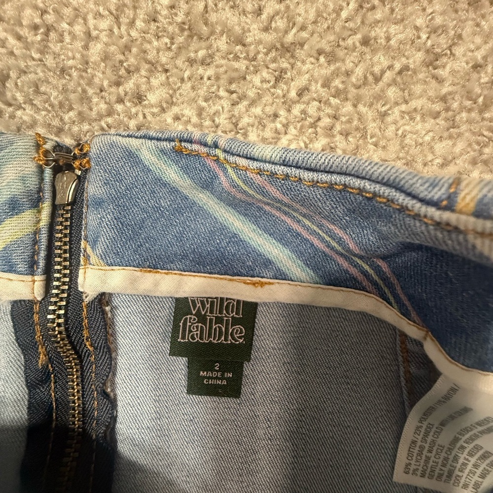 Like new! Adorable denim blue jean striped mini skirt wild fable size 2 - Picture 4 of 6